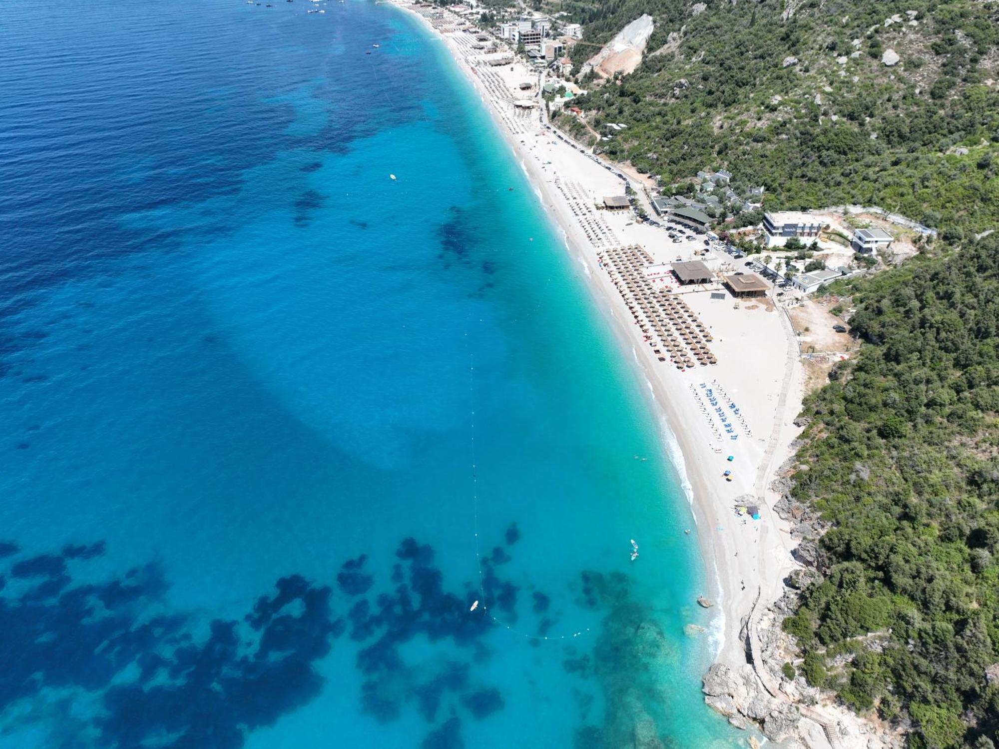 Alevra Hotel Dhermi Exterior photo